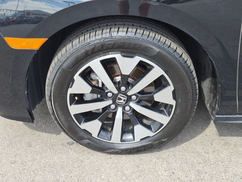 Used 2025 Honda Odyssey EX-L image 13