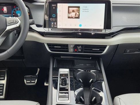 New 2026 Volkswagen Atlas Cross Sport SEL Premium R-Line image 12