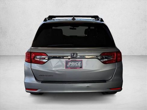 Used 2018 Honda Odyssey EX image 8