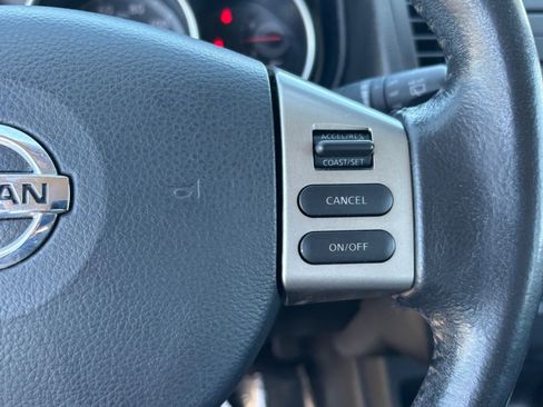 Used 2009 Nissan Versa w/ Convenience Pkg image 28