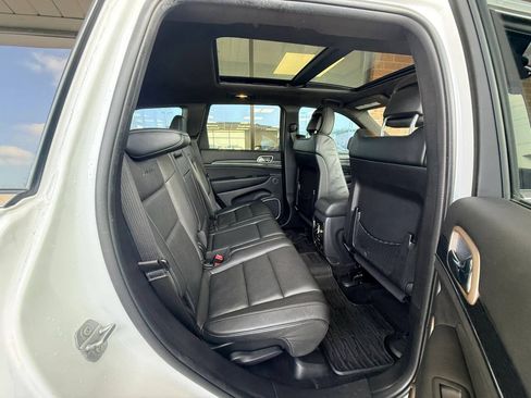 Used 2015 Jeep Grand Cherokee Summit w/ Skid Plate Group AWD/4WD image 14