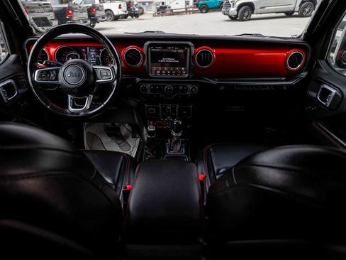 Used 2021 Jeep Wrangler Unlimited Rubicon AWD/4WD image 30