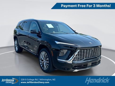 Used 2025 Buick Enclave Avenir w/ Trailering Package, 5000 lbs. FWD image 1