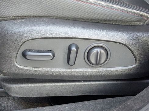 Used 2022 Chevrolet TrailBlazer RS image 19