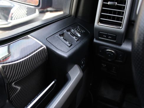 Used 2020 Ford F150 Raptor w/ Equipment Group 802A Luxury image 19