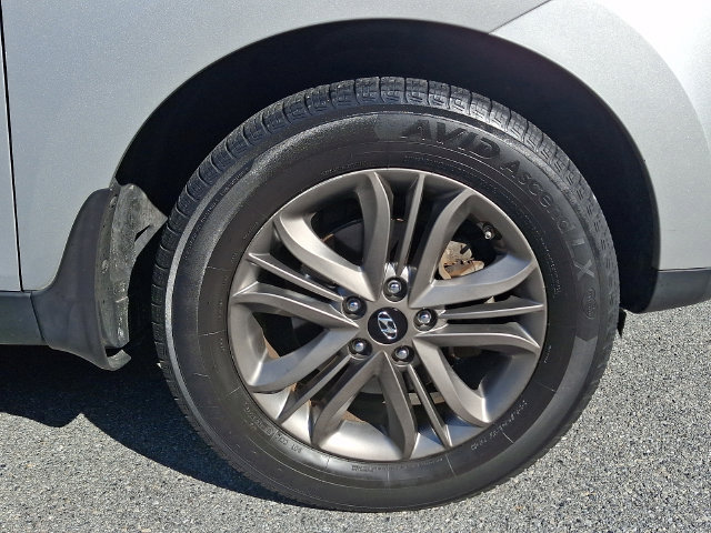 Used 2015 Hyundai Tucson SE AWD/4WD image 14