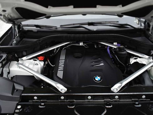 Used 2026 BMW X5 xDrive40i image 35