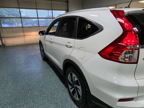 Used 2016 Honda CR-V Touring image 10