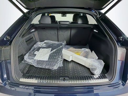 New 2026 Audi Q8 Premium Plus image 29