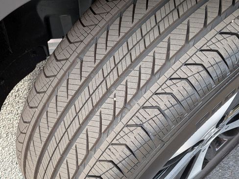 New 2026 Mercedes-Benz GLB 250 image 12