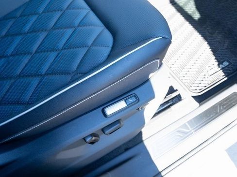 New 2026 Volkswagen Atlas Cross Sport SEL Premium R-Line image 44