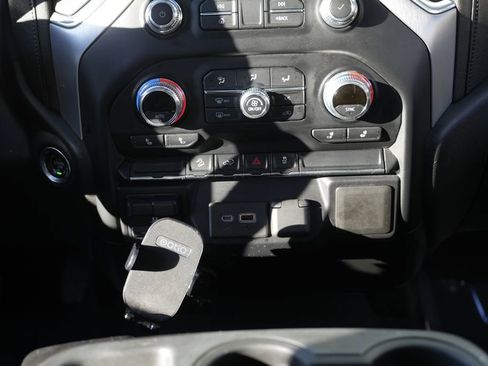 Used 2021 GMC Sierra 2500 SLE w/ SLE Value Package; AWD/4WD image 37
