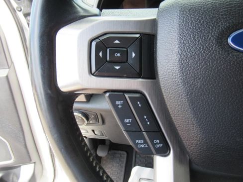 Used 2020 Ford F250 Platinum AWD/4WD image 24