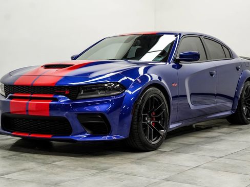 Used 2022 Dodge Charger Scat Pack image 6