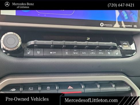 Used 2024 Toyota Tundra Limited AWD/4WD image 19