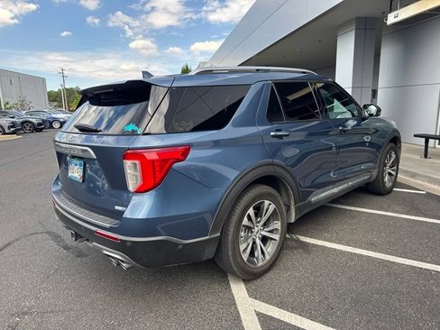 Used 2020 Ford Explorer Platinum AWD/4WD image 3