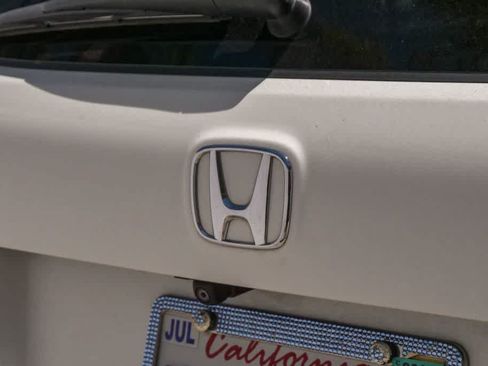 Used 2017 Honda Pilot Elite image 10