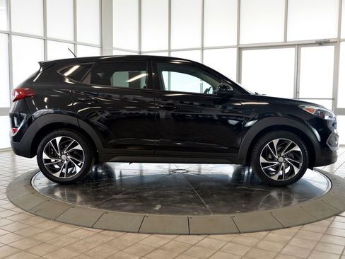 Used 2018 Hyundai Tucson SE w/ Cargo Package FWD image 9