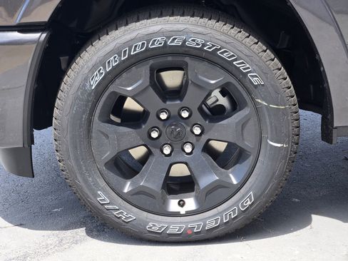 New 2026 RAM 1500 Big Horn AWD/4WD image 17