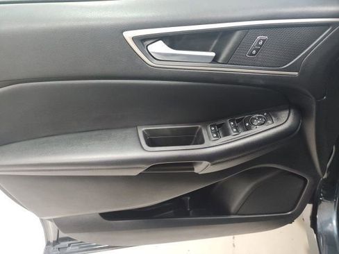 Used 2022 Ford Edge SEL AWD/4WD image 19