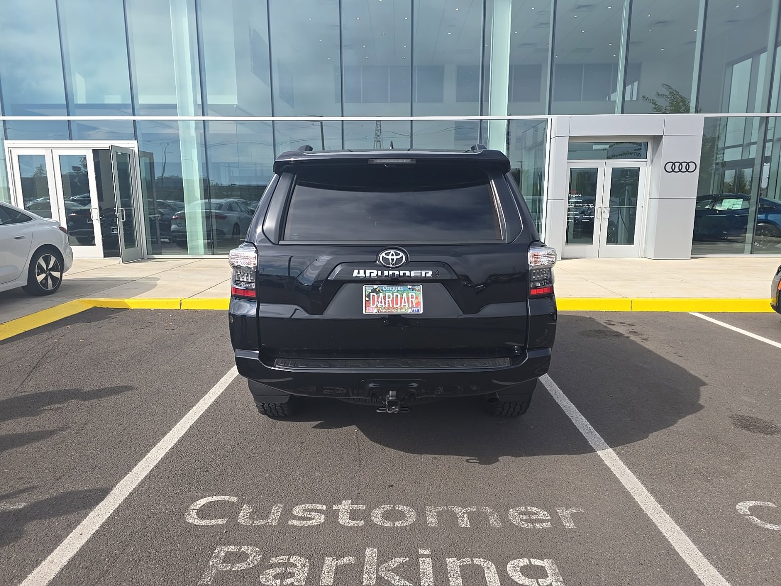 Used 2023 Toyota 4Runner SR5 Premium w/ Moonroof Package AWD/4WD image 7