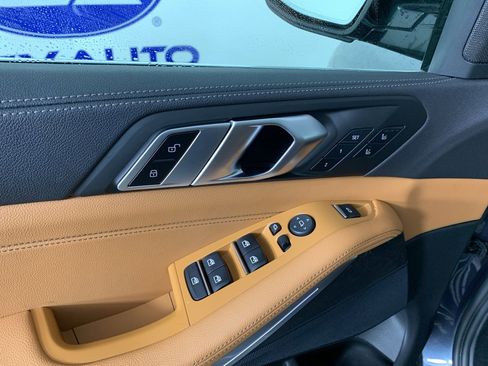 Used 2022 BMW X5 sDrive40i w/ Luxury Seating Package image 15