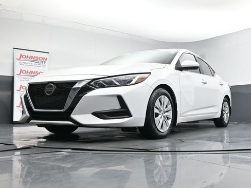 Used 2021 Nissan Sentra S image 39