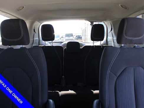 Used 2023 Chrysler Voyager LX image 30