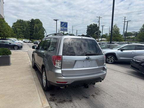 Used 2011 Subaru Forester 2.5X AWD/4WD image 4