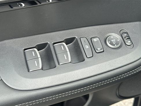 Certified 2025 Acura ADX FWD image 16