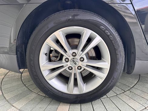 Used 2009 Lincoln MKS FWD image 42