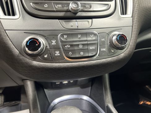 Certified 2023 Chevrolet Malibu LT image 34