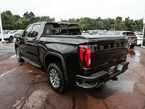 Used 2022 GMC Sierra 1500 AT4 w/ AT4 Premium Package AWD/4WD image 4