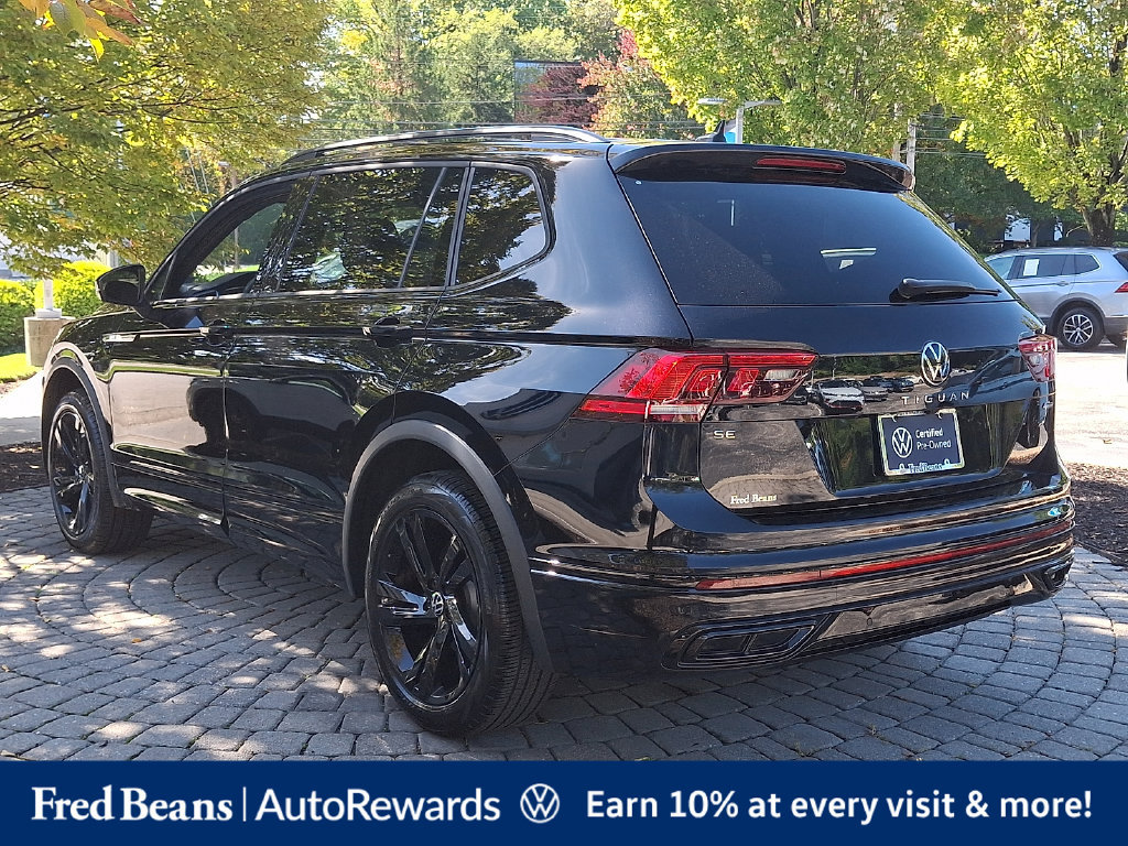 Certified 2024 Volkswagen Tiguan SE R-Line AWD/4WD image 5