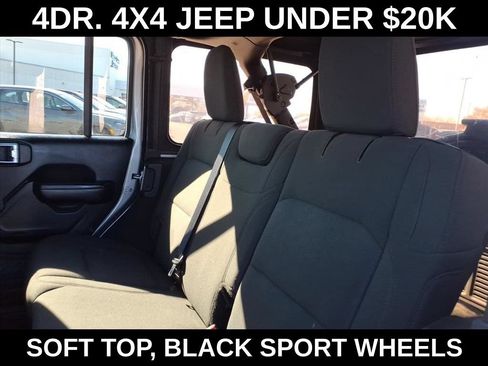 Used 2018 Jeep Wrangler Unlimited Sport S AWD/4WD image 24
