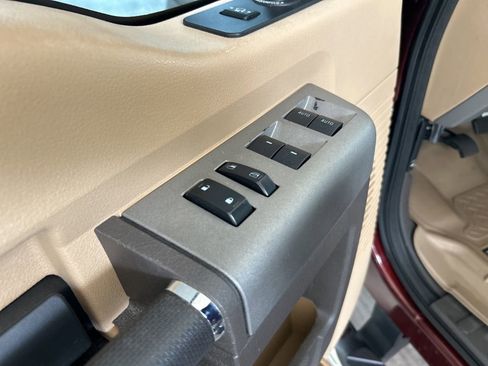 Used 2016 Ford F250 Lariat w/ Lariat Ultimate Package image 38