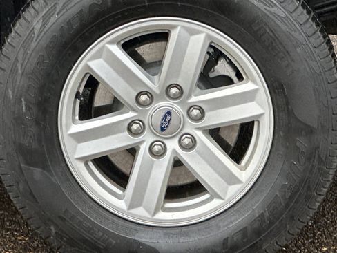 Used 2022 Ford F150 XLT image 25