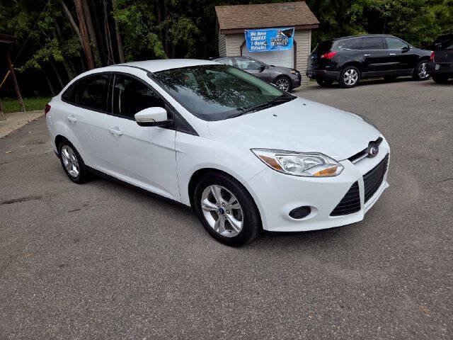 Used 2014 Ford Focus SE FWD image 8