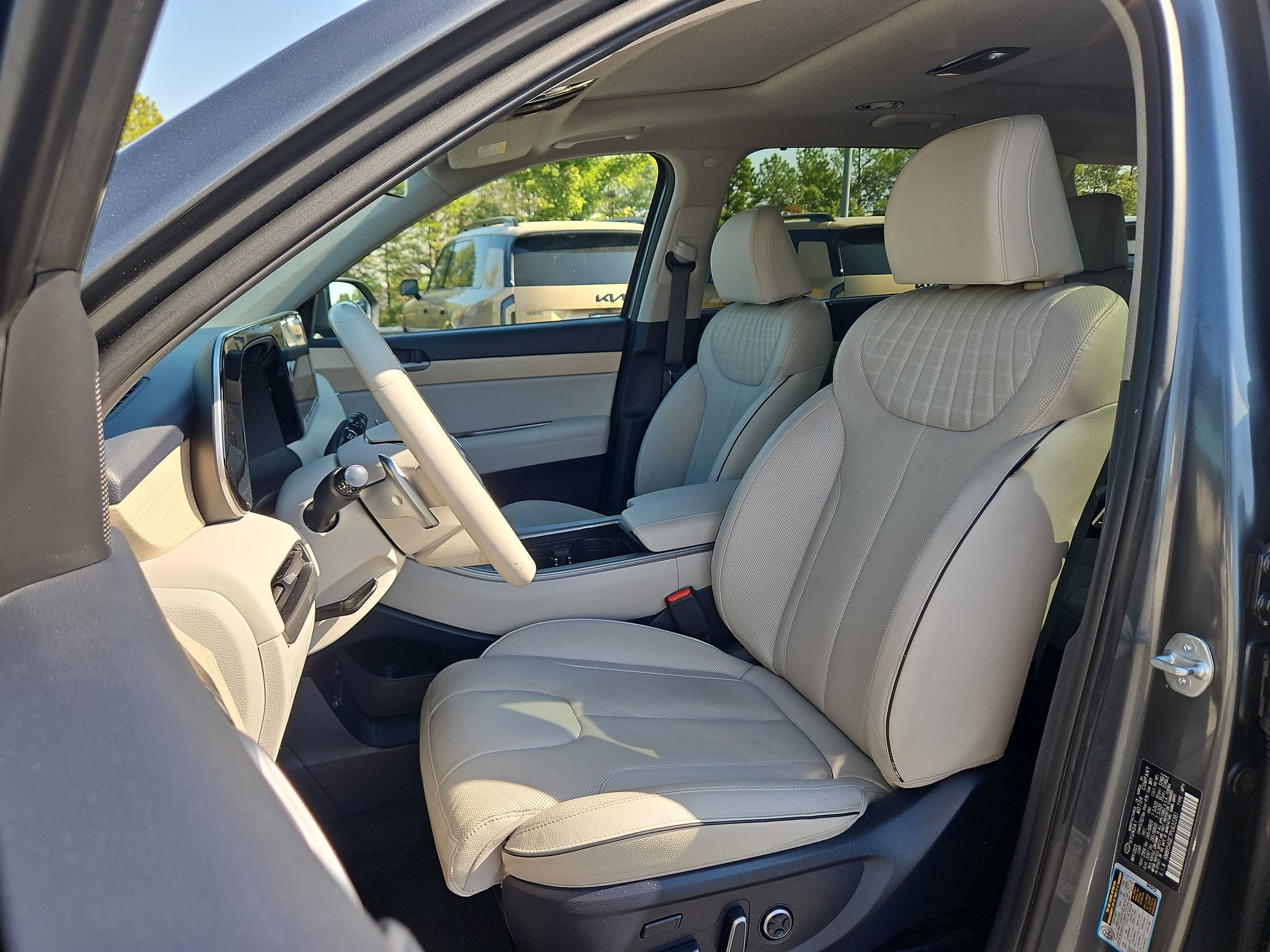 Used 2023 Hyundai Palisade Limited FWD image 24