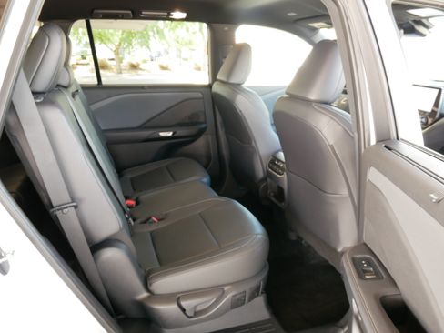Certified 2025 Lexus TX 350 FWD w/ Convenience Package image 16