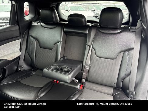 Used 2024 Jeep Compass Latitude AWD/4WD image 25