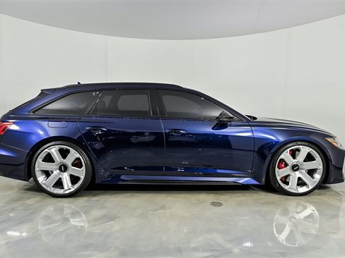 Used 2021 Audi RS 6 w/ Carbon Optic Package AWD/4WD image 10