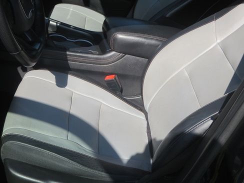 Used 2021 Dodge Durango R/T w/ Technology Group image 28