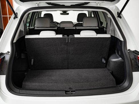 Used 2024 Volkswagen Tiguan S image 18