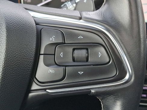 Used 2021 Buick Envision Essence w/ Technology Package I image 14