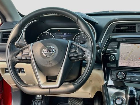 Used 2023 Nissan Maxima Platinum w/ Sport Mat Group FWD image 23