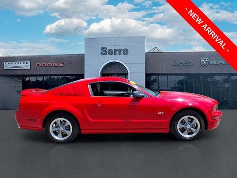 Used 2006 Ford Mustang GT Premium RWD image 8