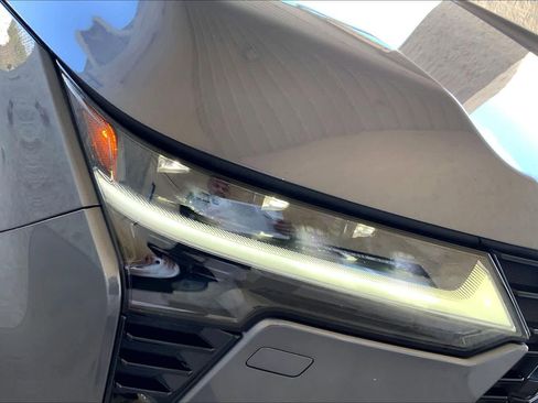 Used 2024 Lexus GX 550 image 27