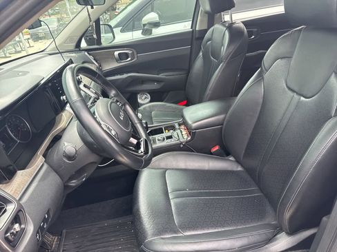 Used 2022 Kia Sorento EX FWD image 8
