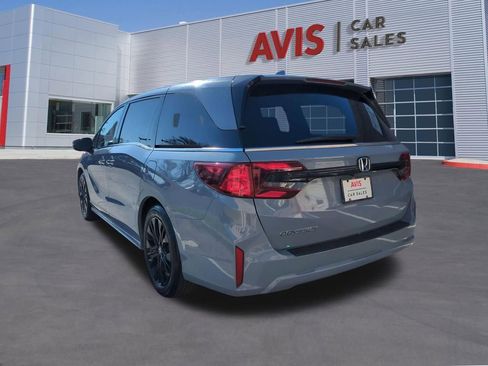Used 2025 Honda Odyssey Sport-L image 9